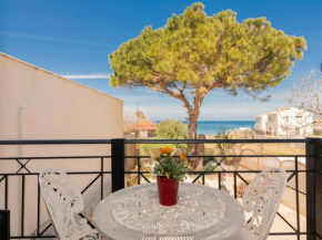 Sweet Cottage Retreat - 100m from the beach, by ZanteWize